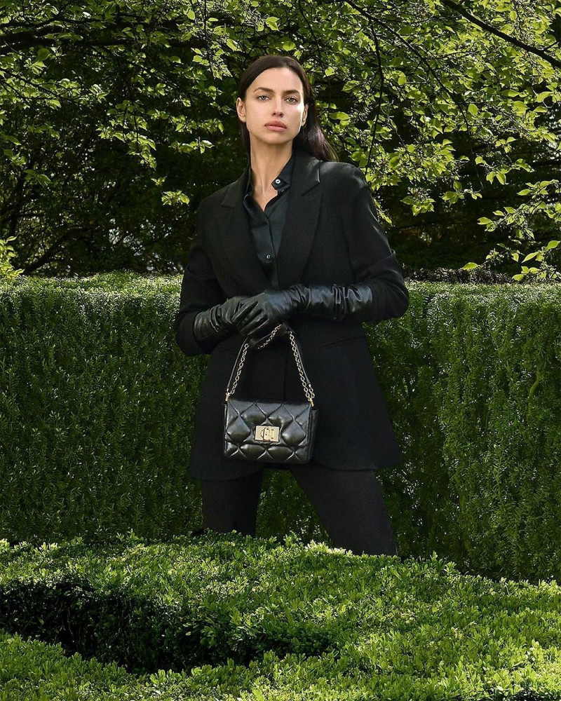 Irina Shayk featured in  the Furla advertisement for Autumn/Winter 2023