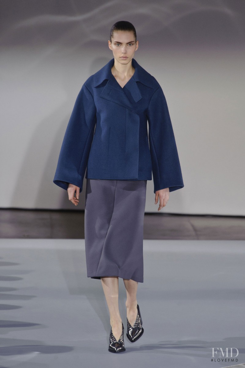 Elise Smidt featured in  the Jil Sander fashion show for Autumn/Winter 2013