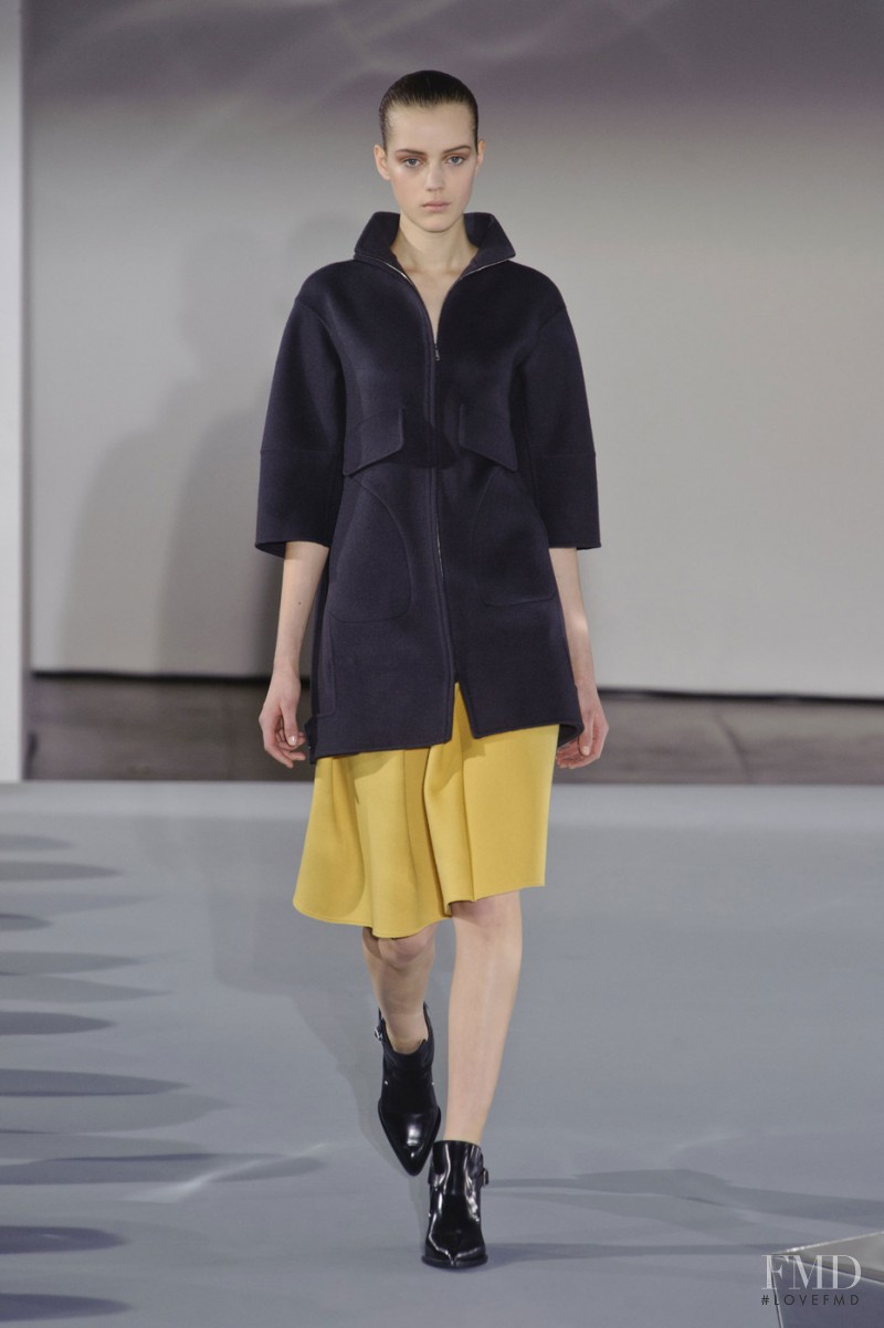 Esther Heesch featured in  the Jil Sander fashion show for Autumn/Winter 2013