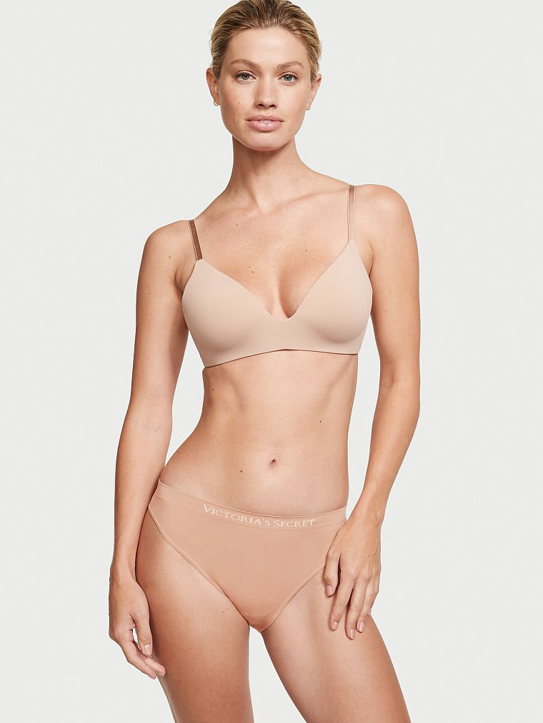 Maggie Rawlins featured in  the Victoria\'s Secret catalogue for Autumn/Winter 2021