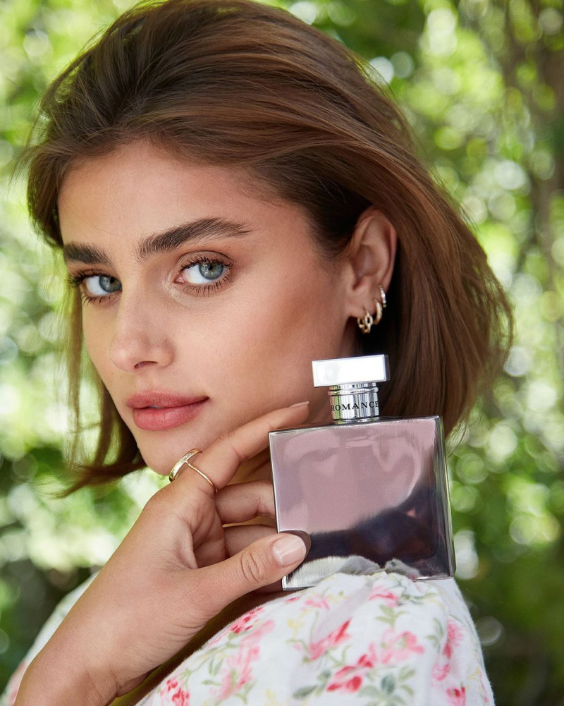 Taylor Hill featured in  the Ralph Lauren Fragrances advertisement for Summer 2021