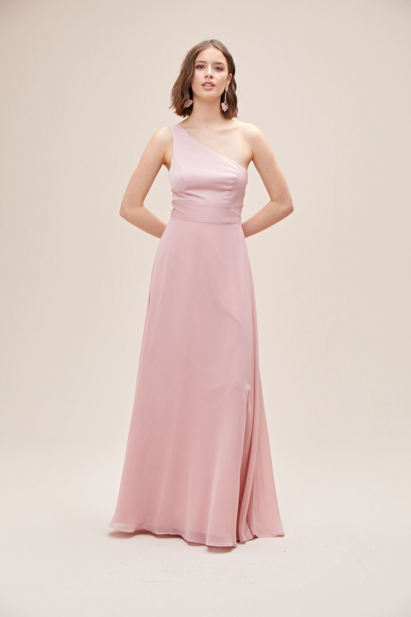 Tess Van de Bleek featured in  the Oleg Cassini catalogue for Autumn/Winter 2020