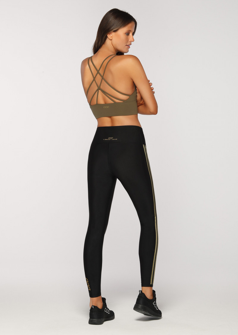 Tess Homann featured in  the Lorna Jane Active catalogue for Autumn/Winter 2018