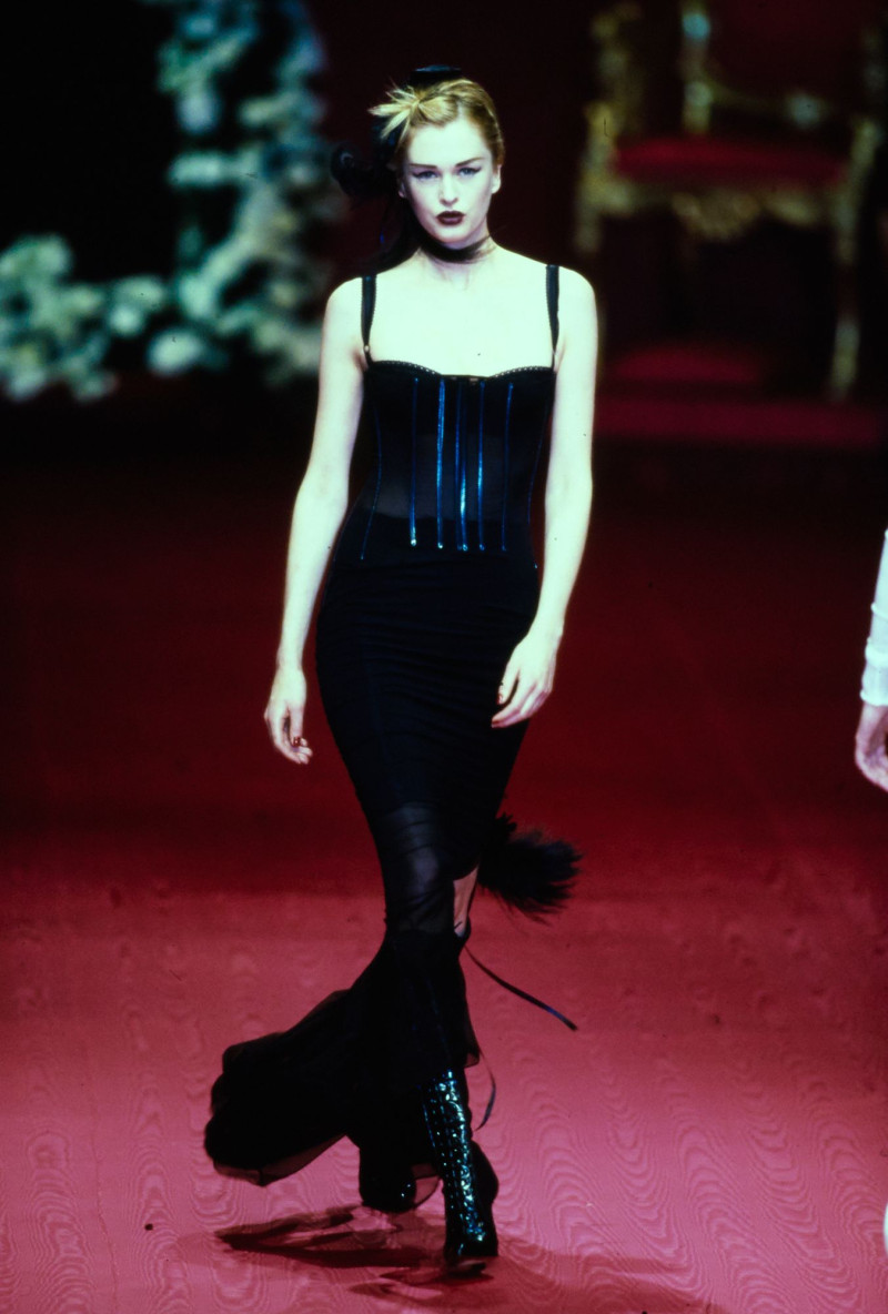 Dolce & Gabbana fashion show for Autumn/Winter 1997