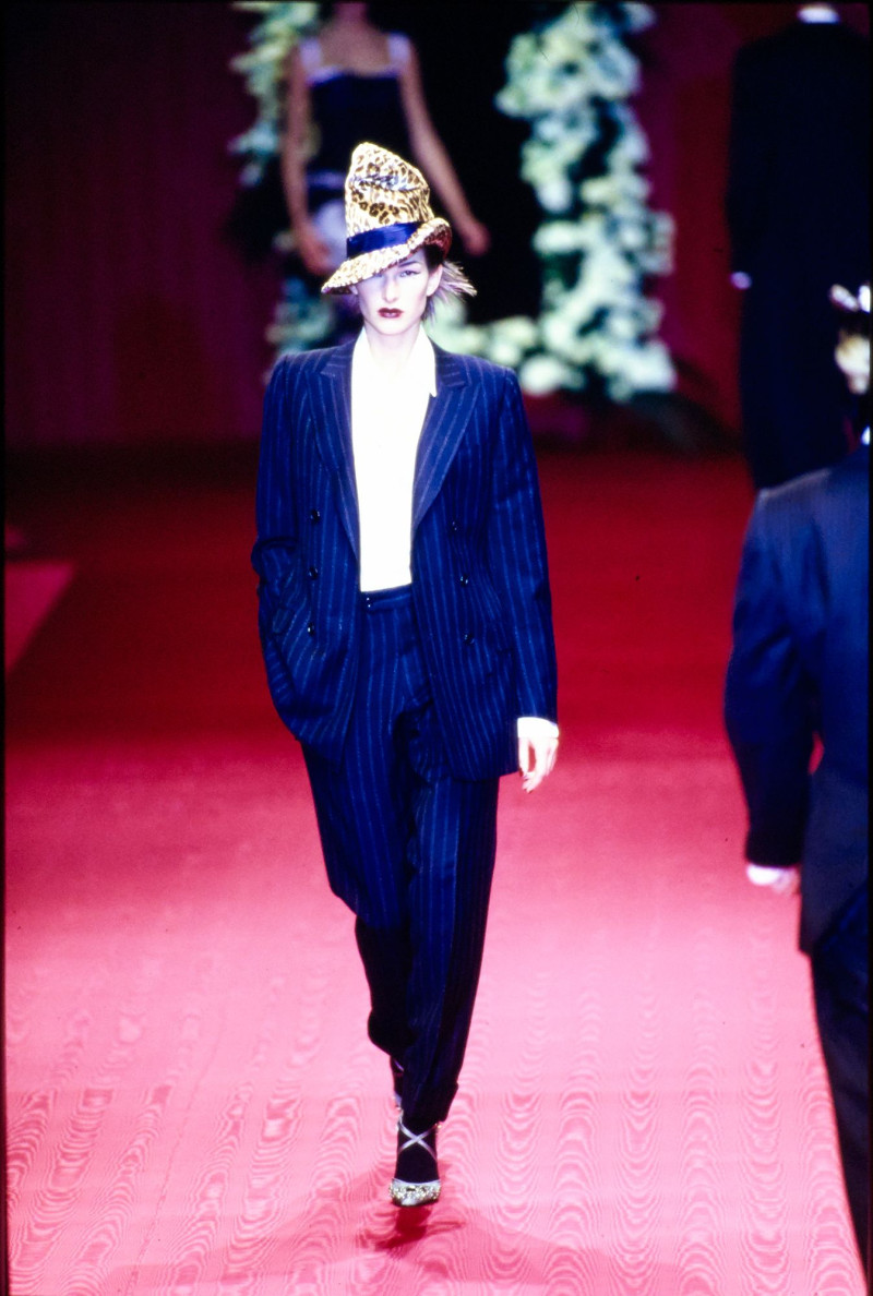 Dolce & Gabbana fashion show for Autumn/Winter 1997