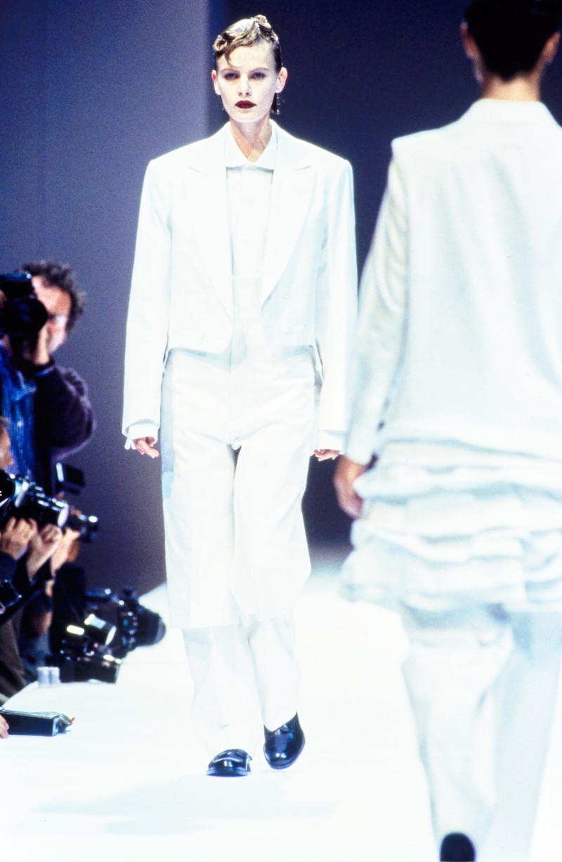 Comme Des Garcons fashion show for Spring/Summer 1995