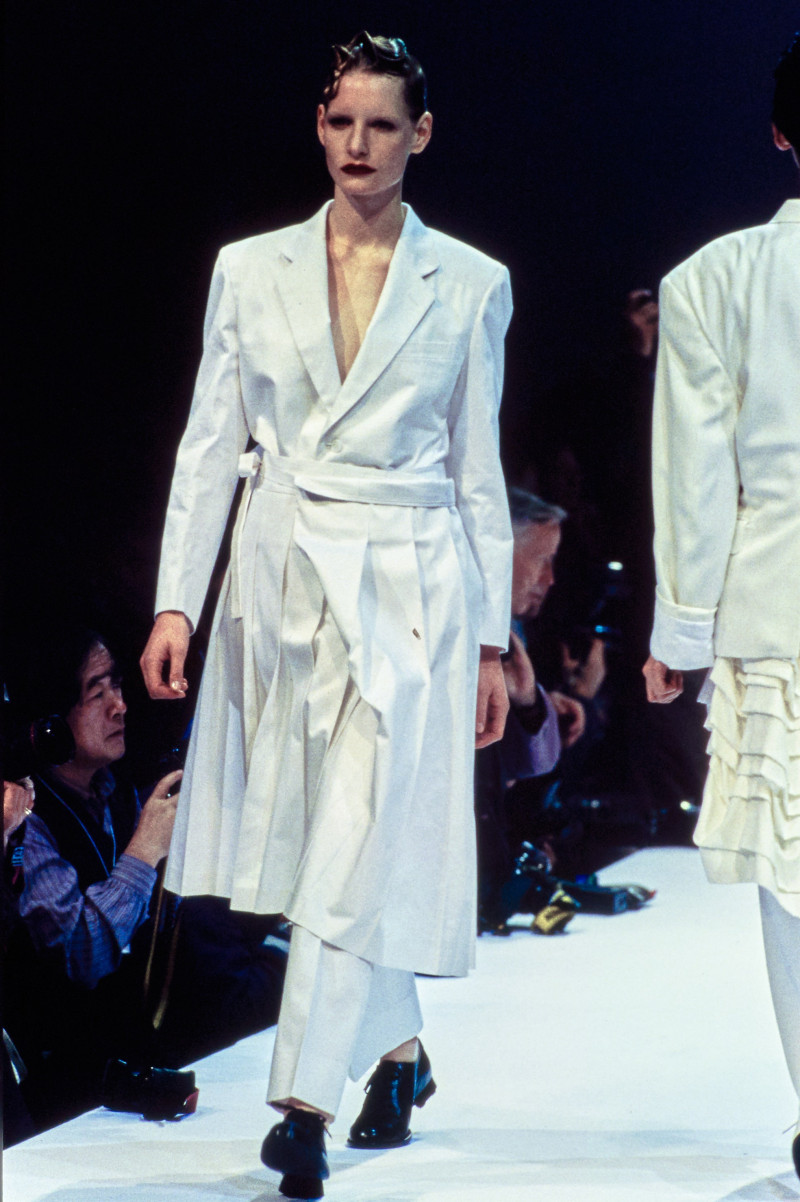 Comme Des Garcons fashion show for Spring/Summer 1995