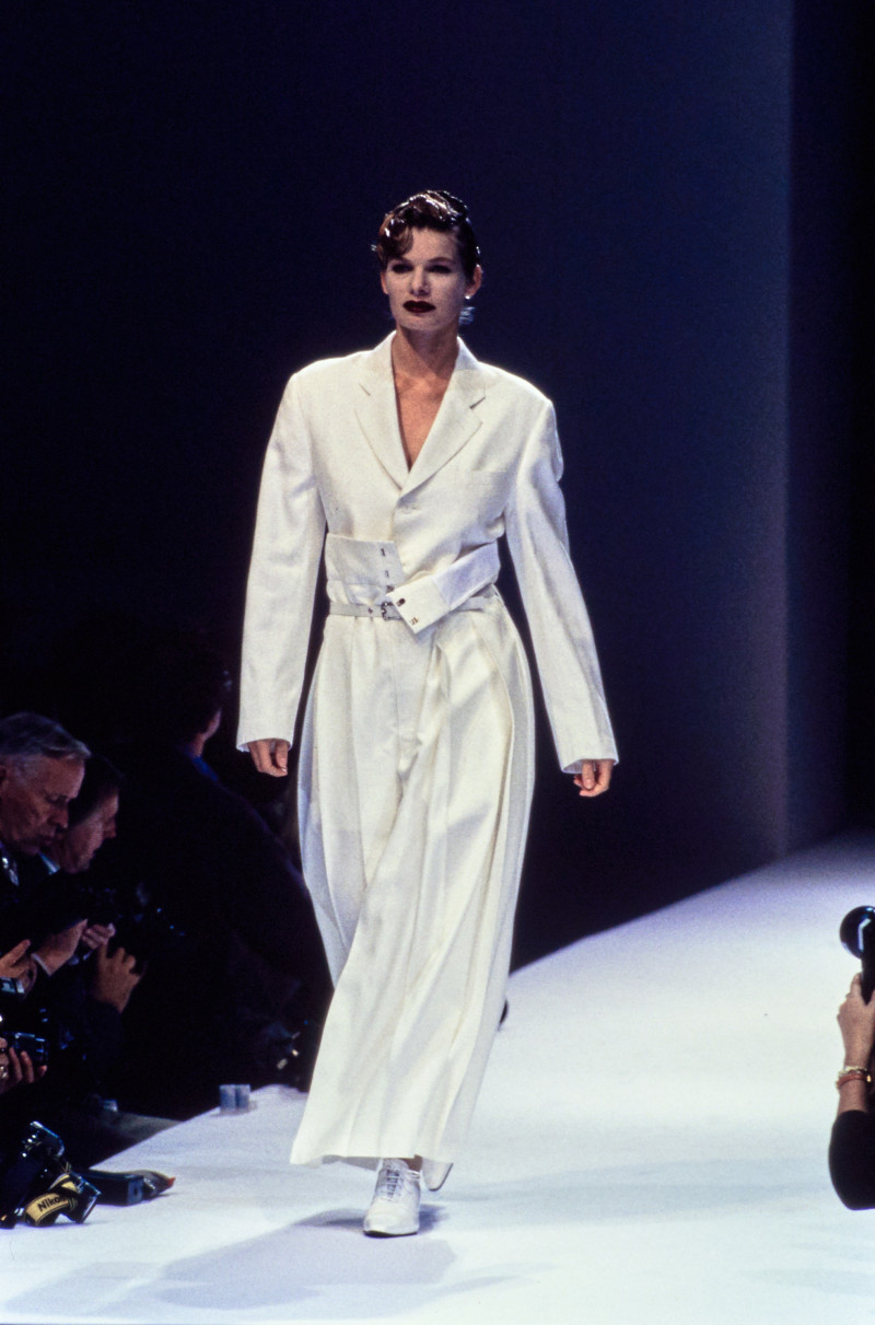 Comme Des Garcons fashion show for Spring/Summer 1995