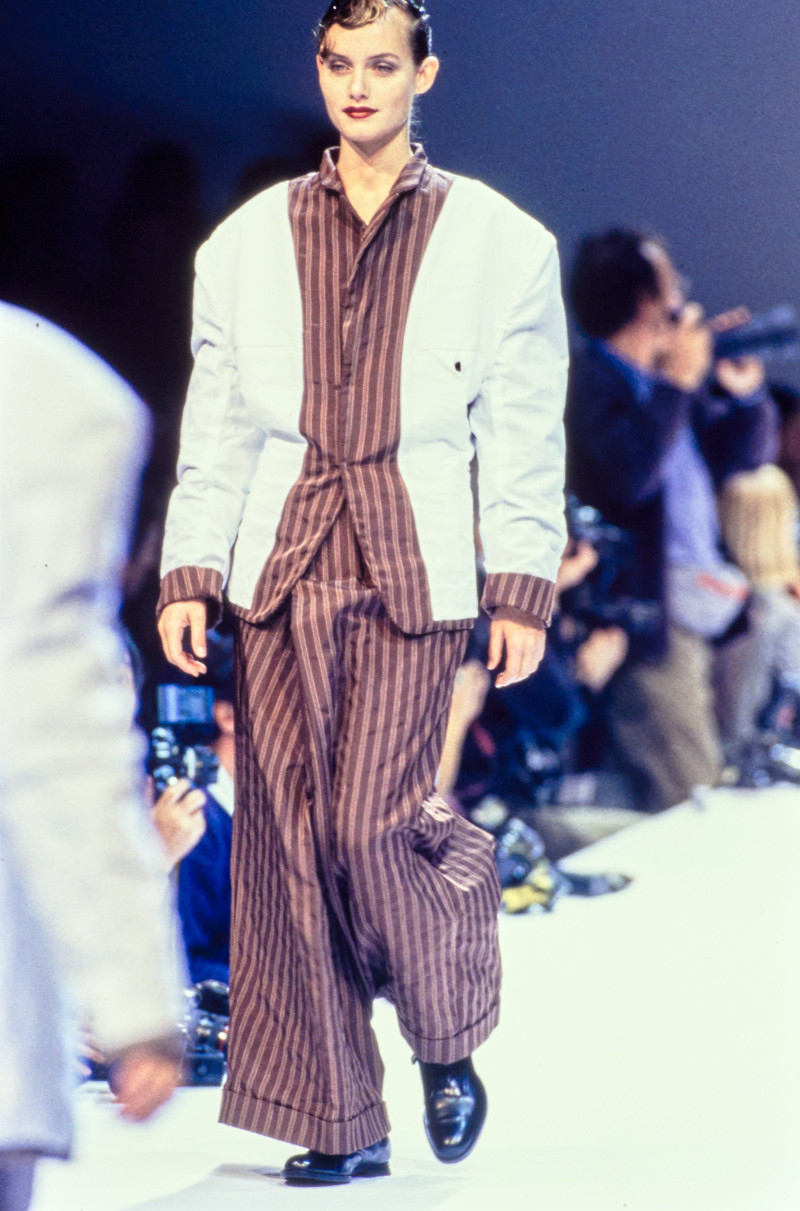 Comme Des Garcons fashion show for Spring/Summer 1995