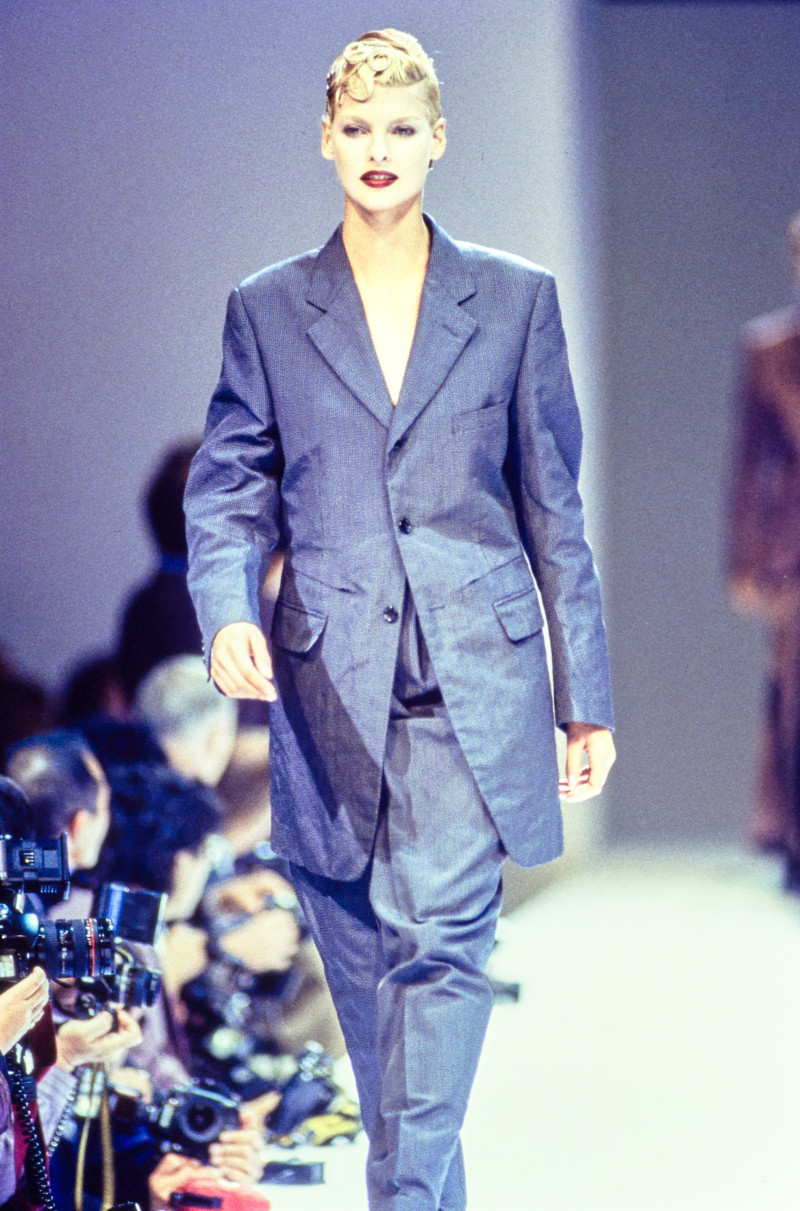 Comme Des Garcons fashion show for Spring/Summer 1995