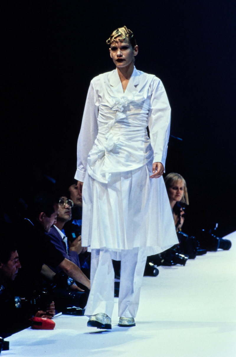 Comme Des Garcons fashion show for Spring/Summer 1995