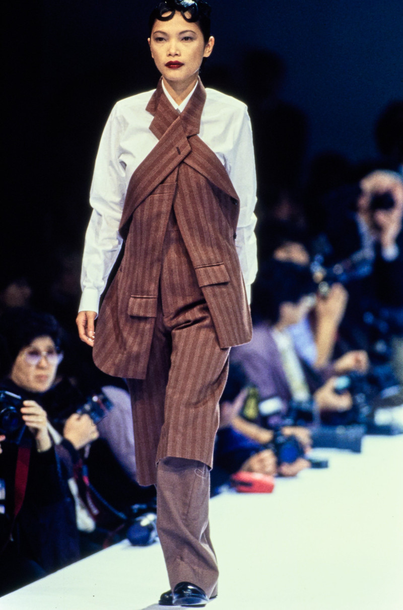 Comme Des Garcons fashion show for Spring/Summer 1995