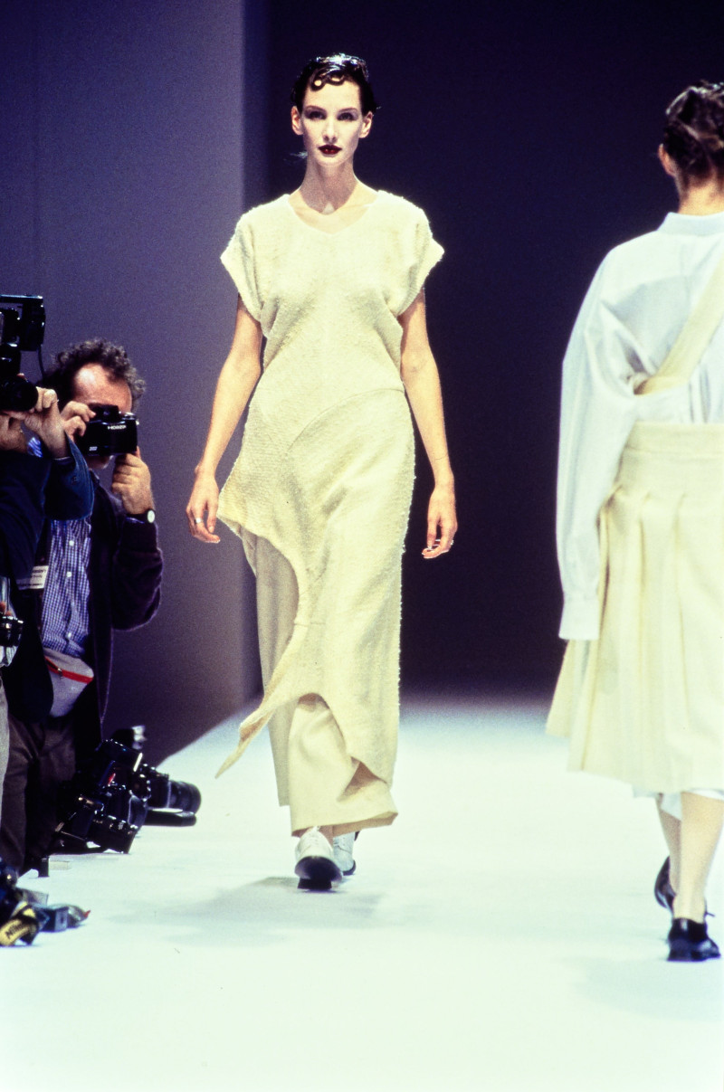 Comme Des Garcons fashion show for Spring/Summer 1995