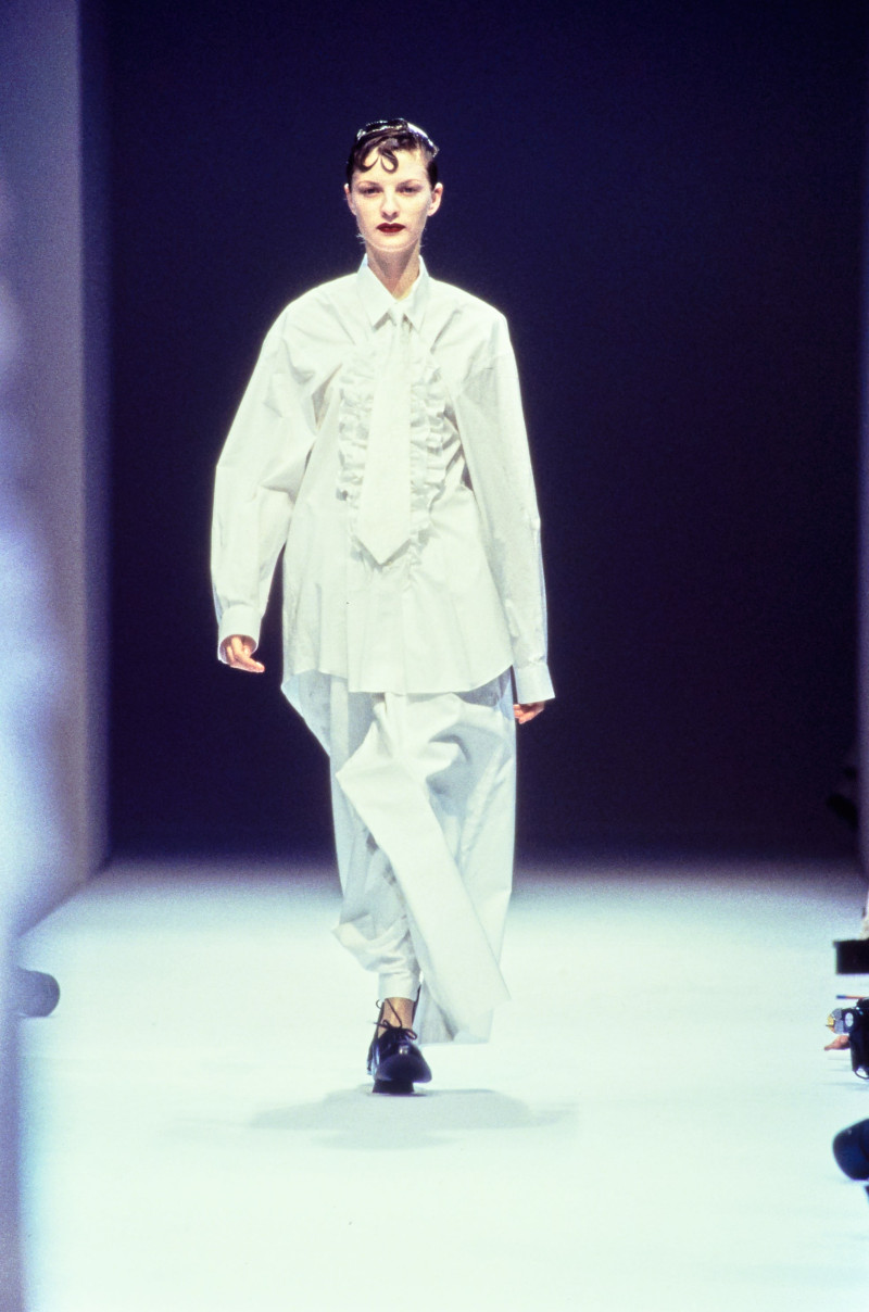 Comme Des Garcons fashion show for Spring/Summer 1995
