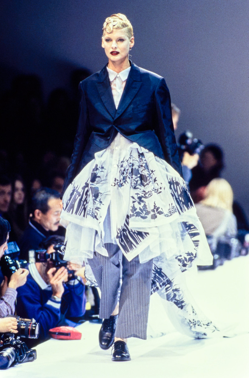 Comme Des Garcons fashion show for Spring/Summer 1995