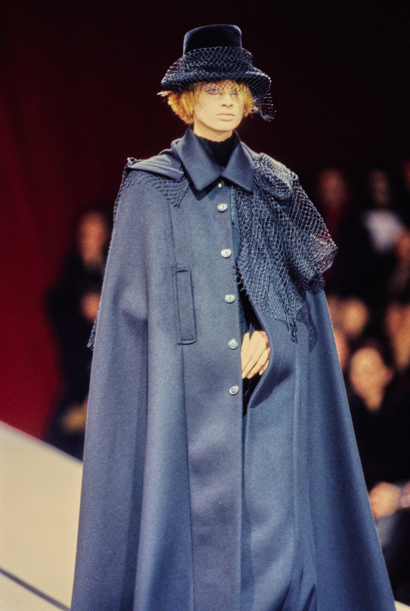 Kristen McMenamy featured in  the Yohji Yamamoto fashion show for Autumn/Winter 1995