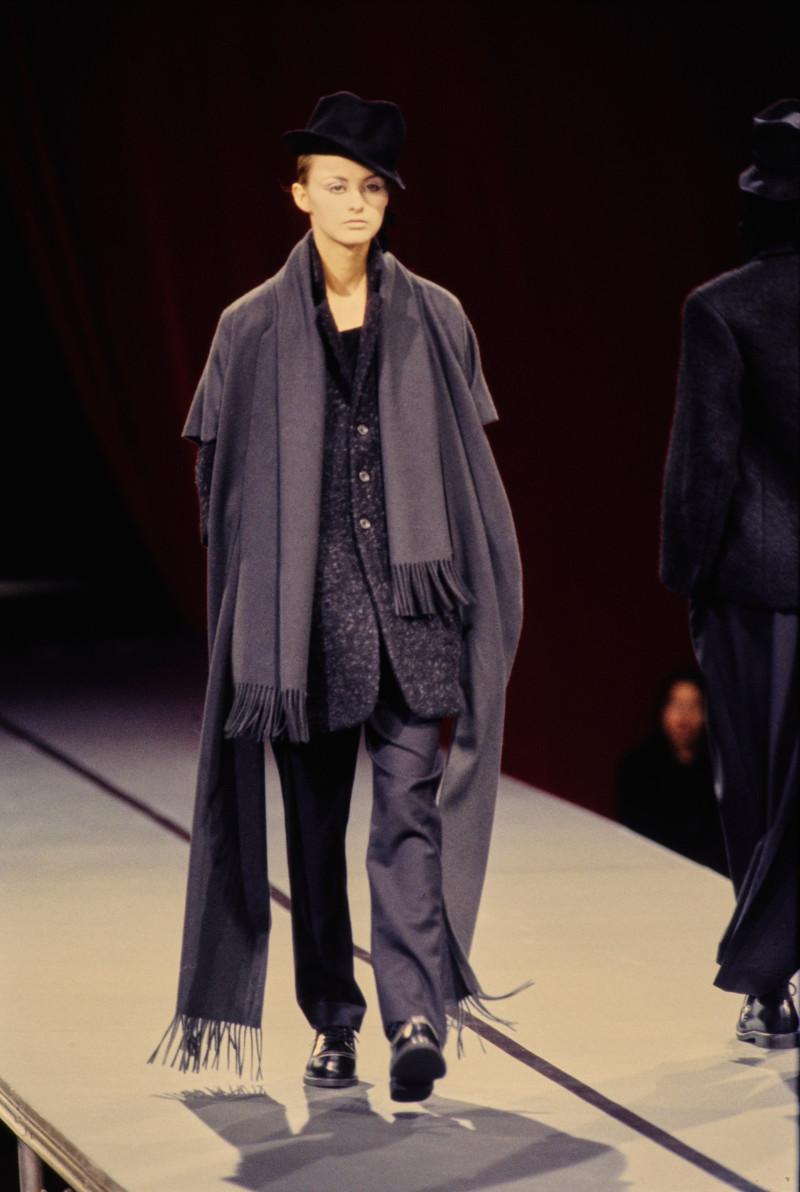 Trish Goff featured in  the Yohji Yamamoto fashion show for Autumn/Winter 1995