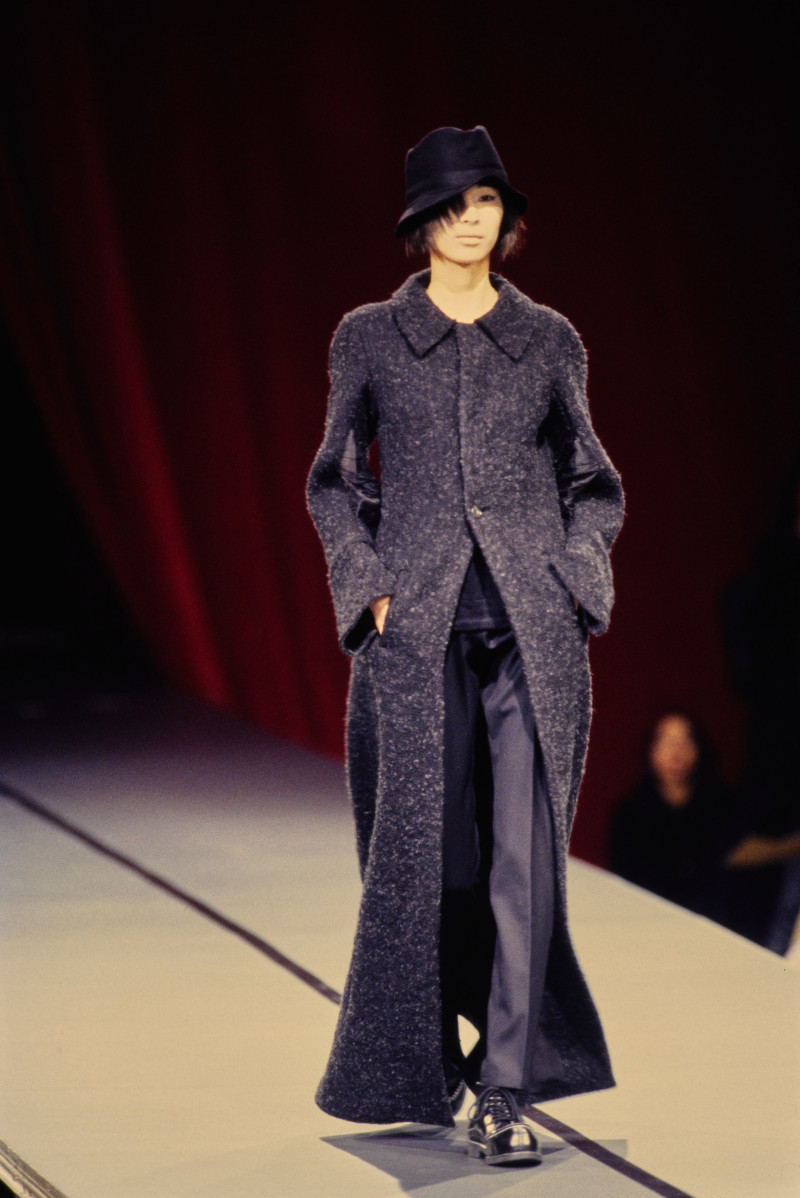 Yohji Yamamoto fashion show for Autumn/Winter 1995