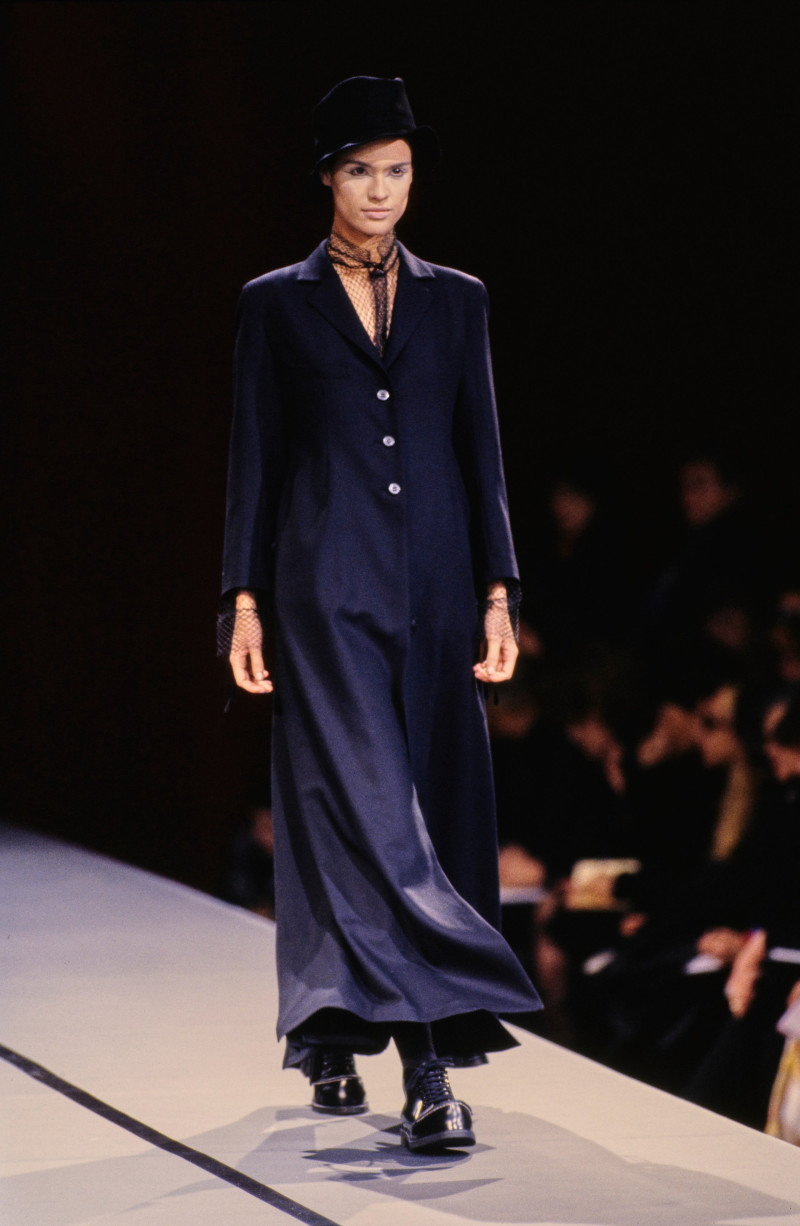 Yohji Yamamoto fashion show for Autumn/Winter 1995