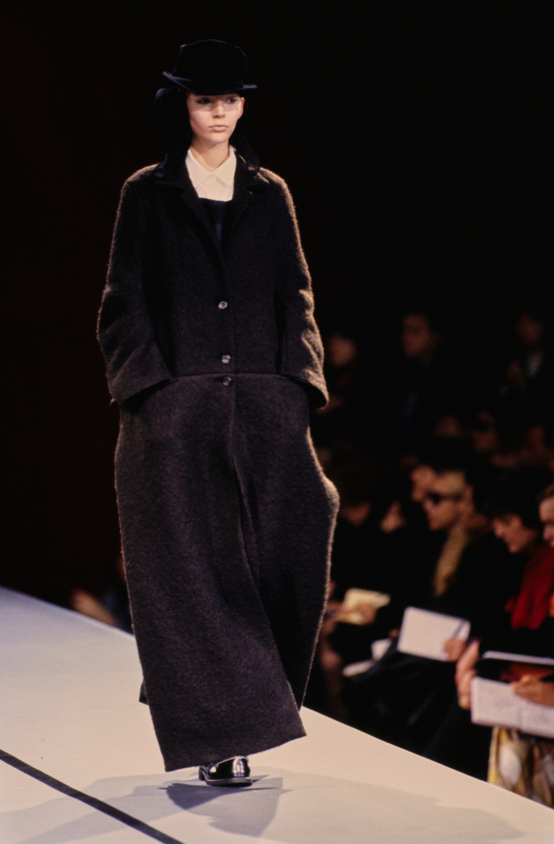 Yohji Yamamoto fashion show for Autumn/Winter 1995