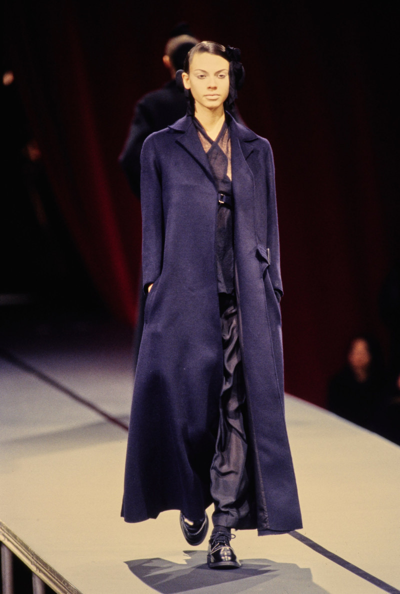 Yohji Yamamoto fashion show for Autumn/Winter 1995