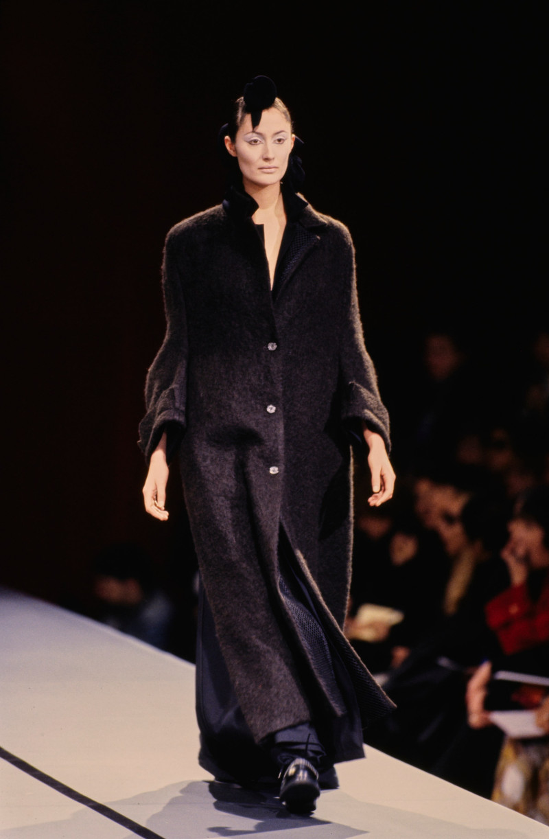 Yohji Yamamoto fashion show for Autumn/Winter 1995
