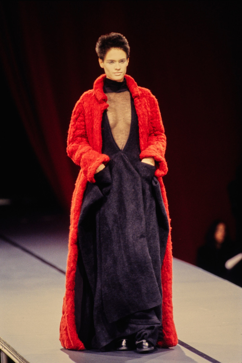 Yohji Yamamoto fashion show for Autumn/Winter 1995