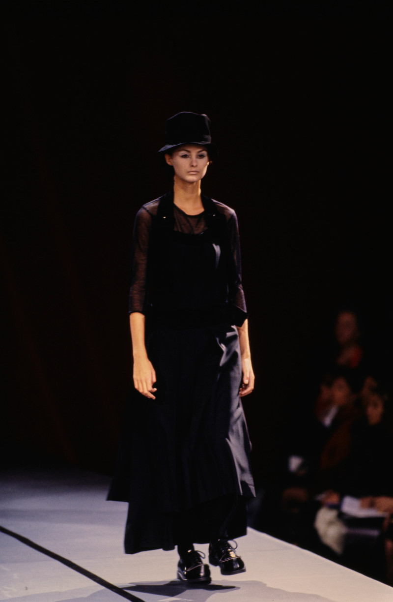 Trish Goff featured in  the Yohji Yamamoto fashion show for Autumn/Winter 1995