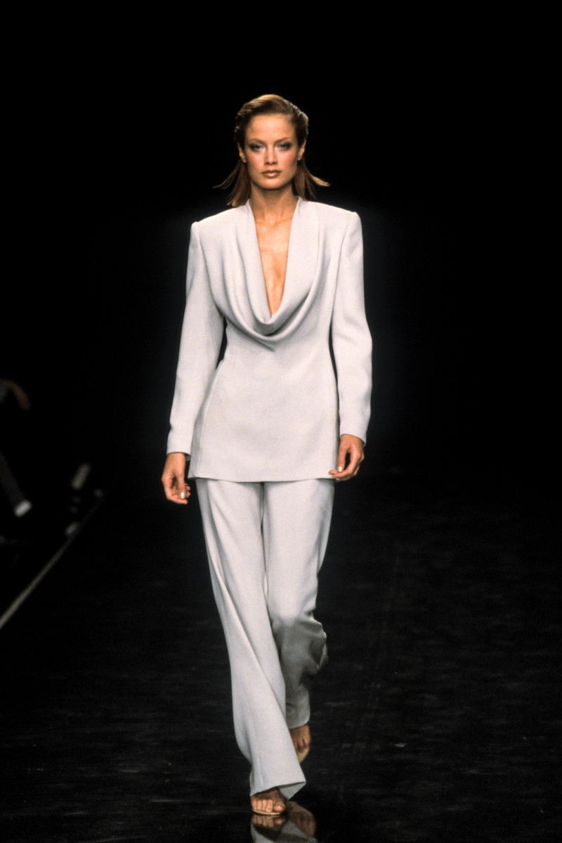 Carolyn Murphy featured in  the Halston fashion show for Spring/Summer 1998