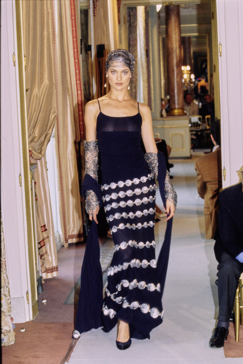 Shalom Harlow featured in  the Chanel Haute Couture fashion show for Autumn/Winter 1996