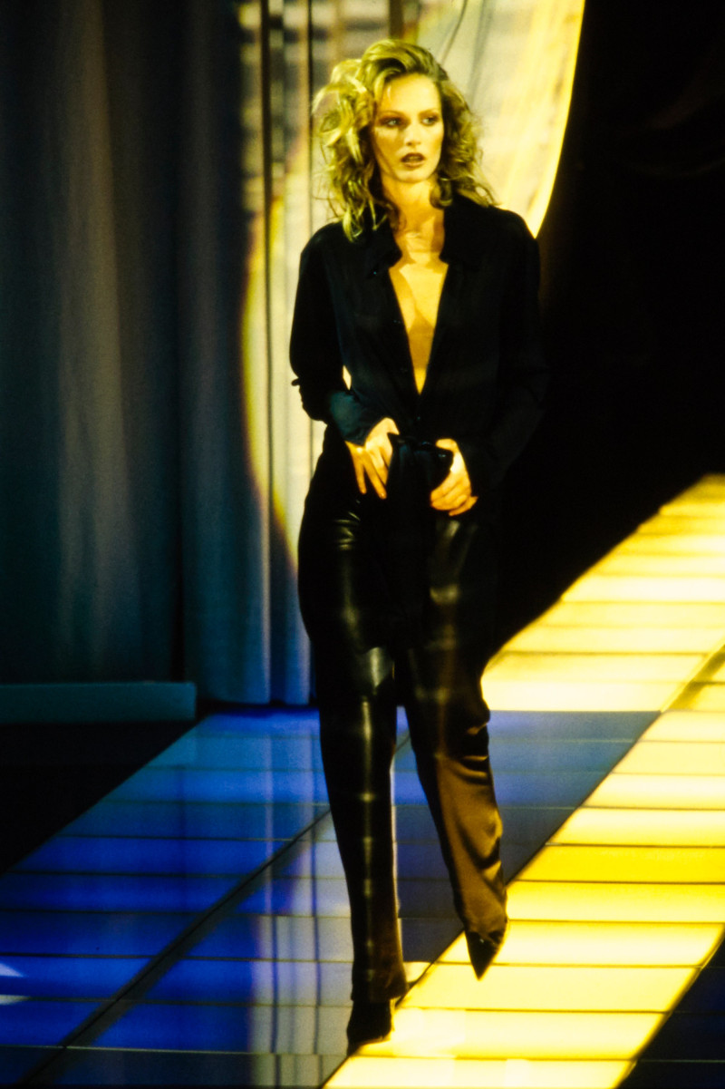 Versace fashion show for Autumn/Winter 1996