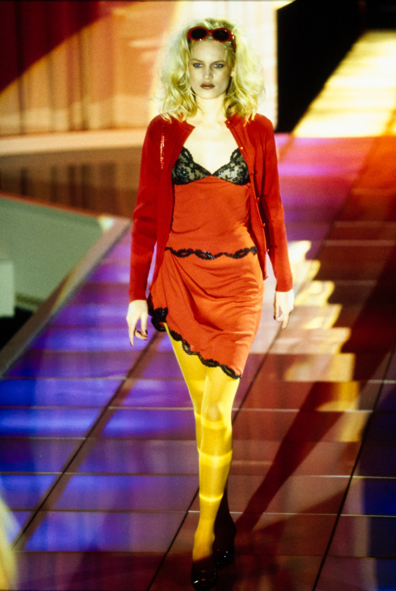 Versace fashion show for Autumn/Winter 1996