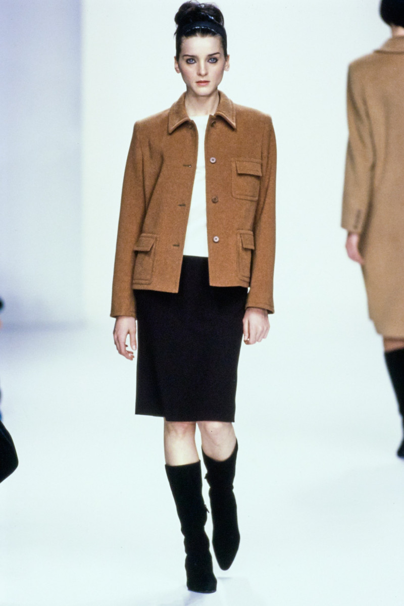 Michele Hicks featured in  the Calvin Klein 205W39NYC fashion show for Autumn/Winter 1995