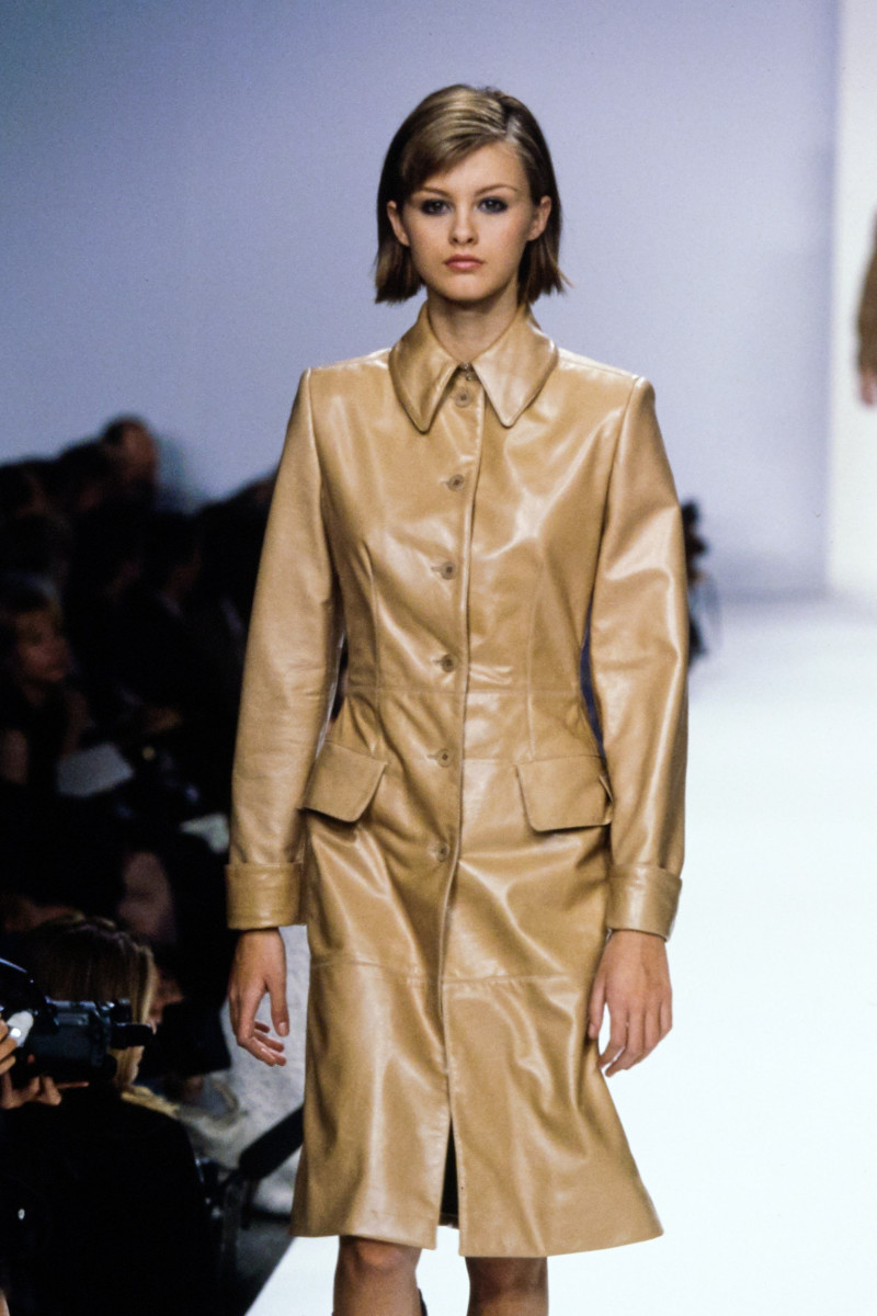 Trish Goff featured in  the Calvin Klein 205W39NYC fashion show for Autumn/Winter 1995