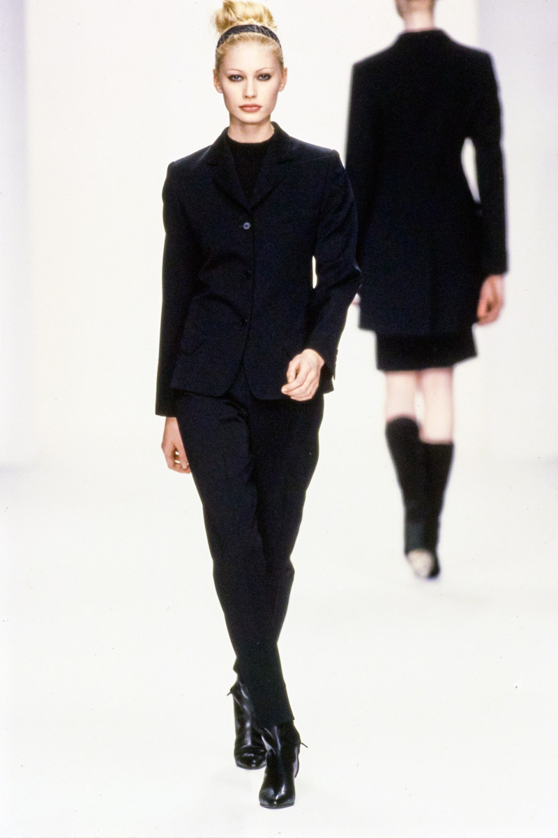Kirsty Hume featured in  the Calvin Klein 205W39NYC fashion show for Autumn/Winter 1995
