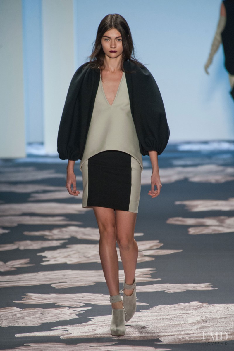 Antonina Vasylchenko featured in  the Vera Wang fashion show for Autumn/Winter 2013