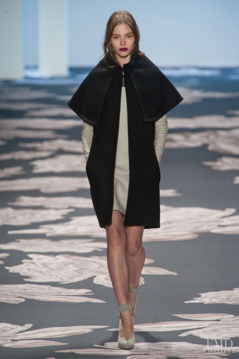 Sasha Luss featured in  the Vera Wang fashion show for Autumn/Winter 2013