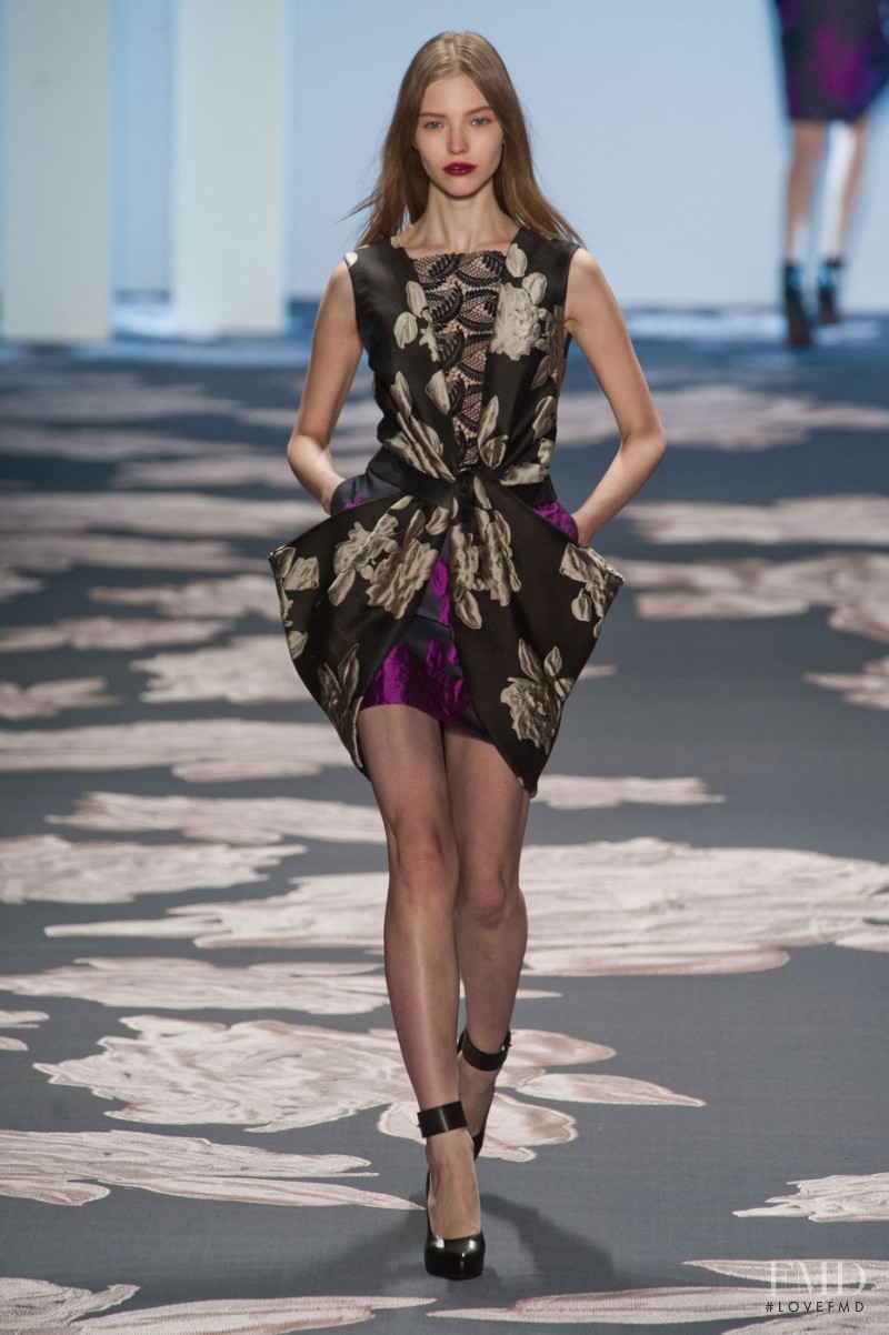 Sasha Luss featured in  the Vera Wang fashion show for Autumn/Winter 2013