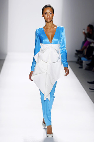 Anais Mali featured in  the Chocheng fashion show for Spring/Summer 2010