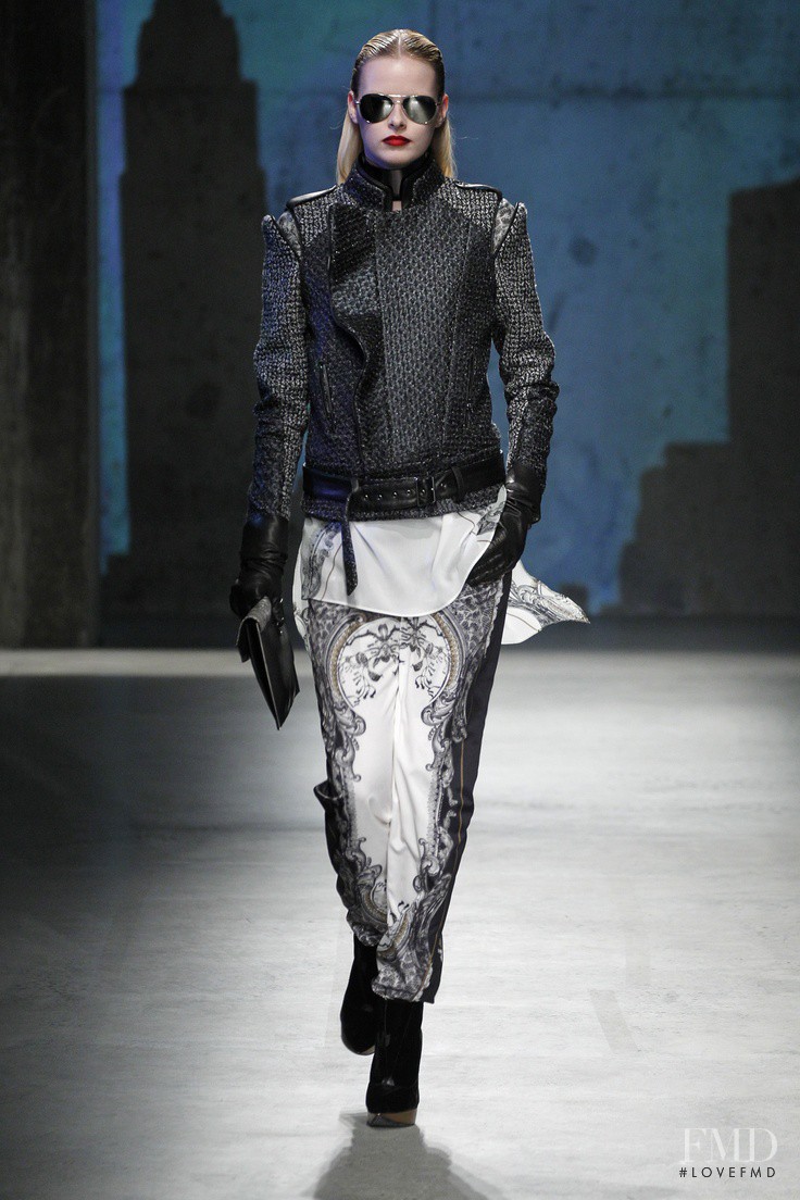 Elza Luijendijk Matiz featured in  the Kenneth Cole fashion show for Autumn/Winter 2013