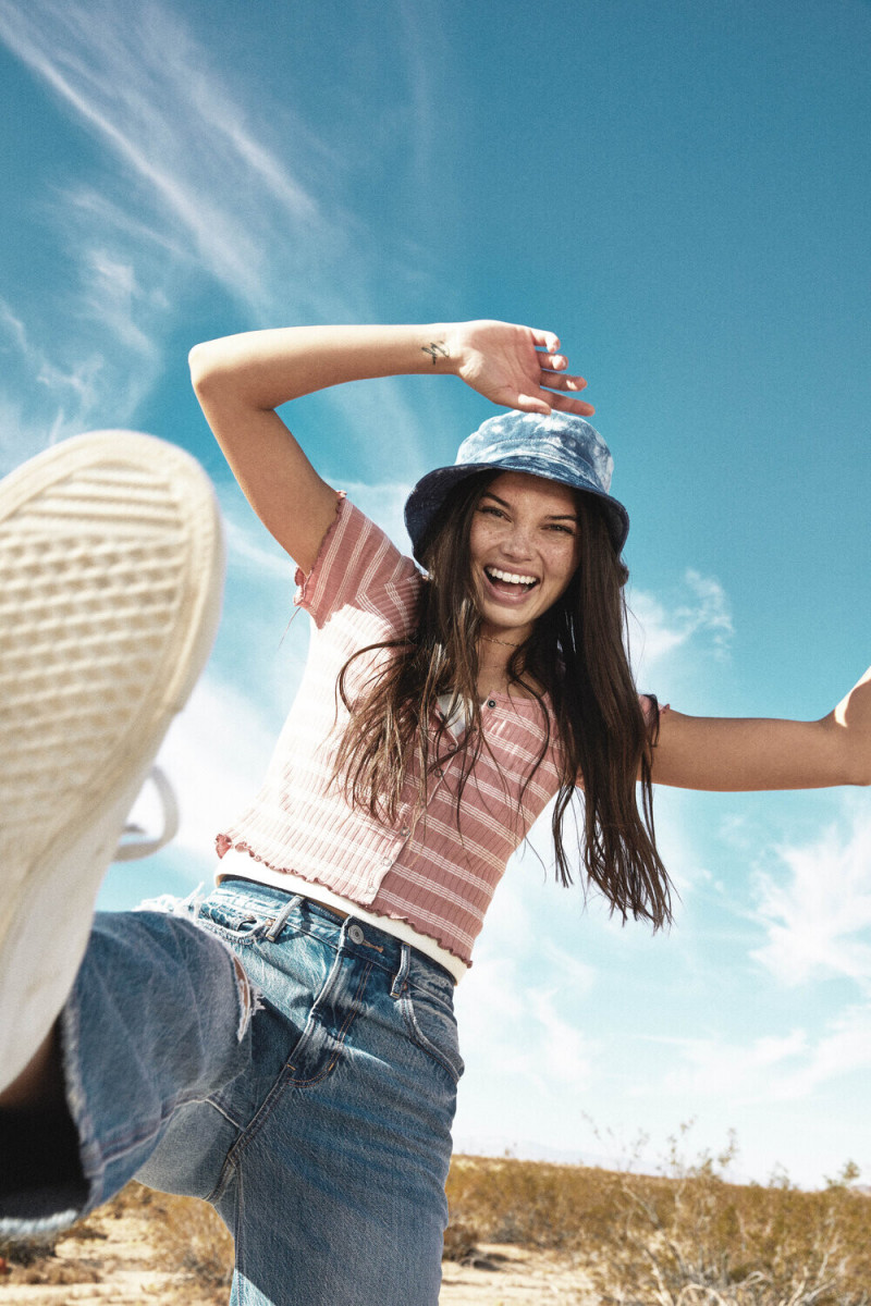 Brizzy Chen featured in  the American Eagle OutFitters advertisement for Spring/Summer 2020