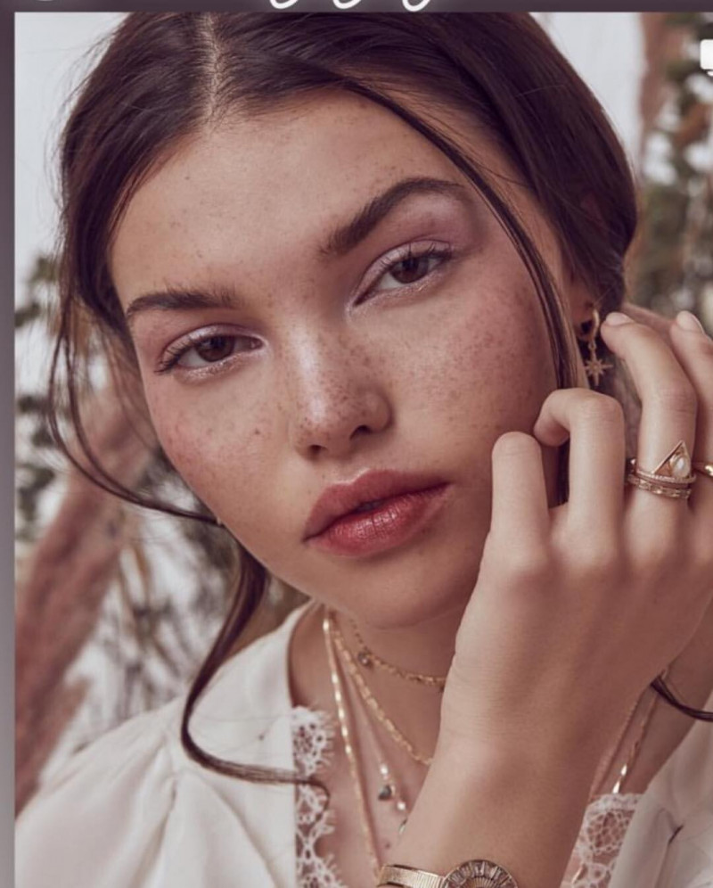 Brizzy Chen featured in  the Elizabeth Stone Jewelry advertisement for Spring/Summer 2019