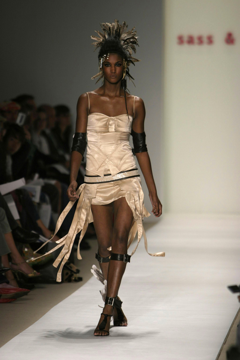 Sessilee Lopez featured in  the Sass & Bide fashion show for Spring/Summer 2005