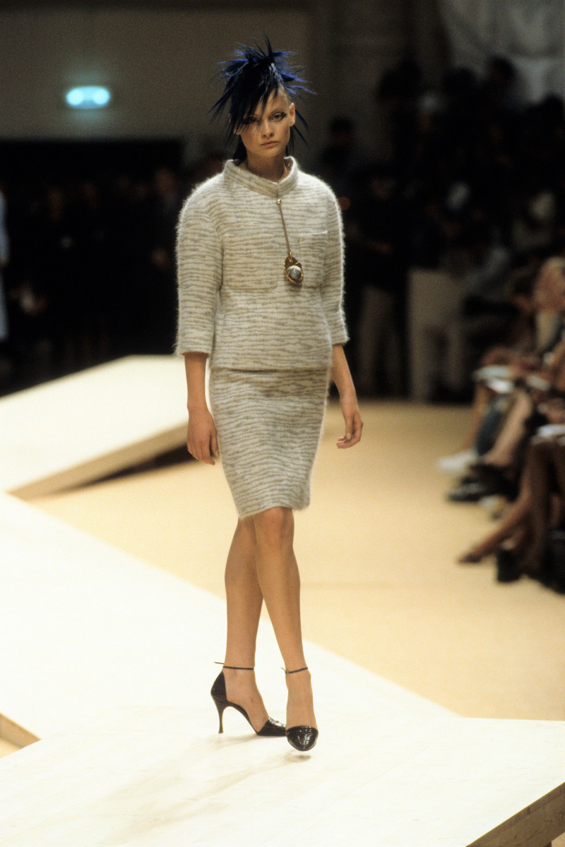 Chanel Haute Couture fashion show for Autumn/Winter 1999