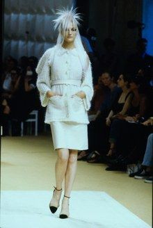 Chanel Haute Couture fashion show for Autumn/Winter 1999