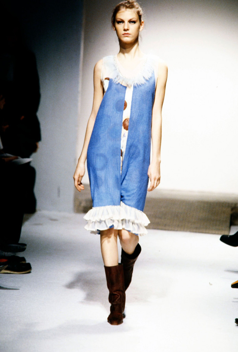 Angela Lindvall featured in  the Marni fashion show for Autumn/Winter 1999