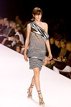 Missoni fashion show for Spring/Summer 2000