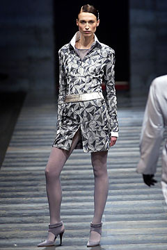 Lagerfeld Gallery fashion show for Autumn/Winter 2003