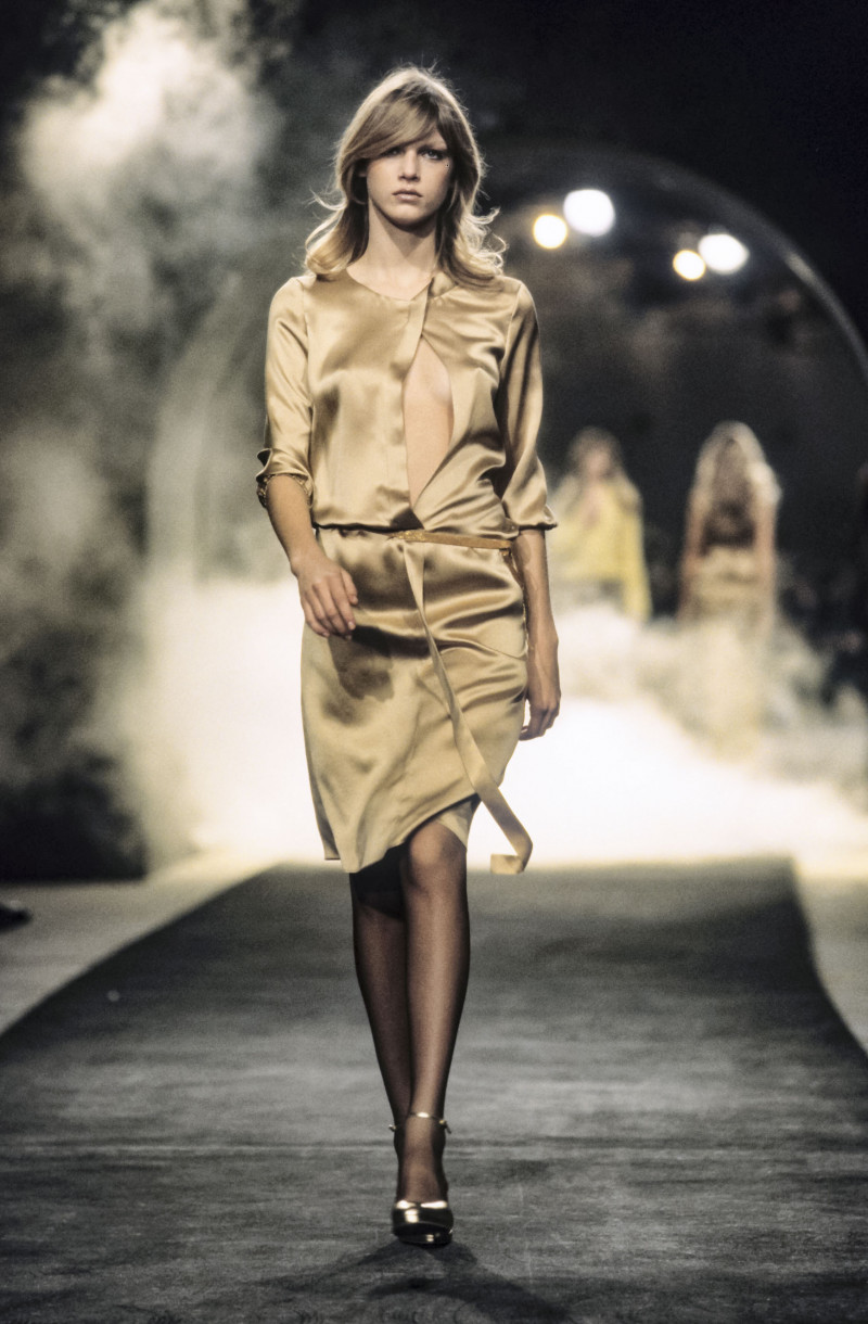 Angela Lindvall featured in  the Lanvin fashion show for Autumn/Winter 2000