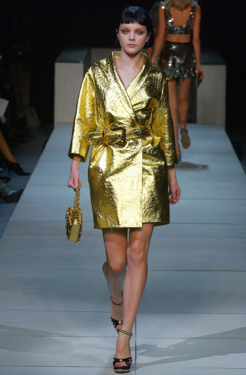 Louis Vuitton fashion show for Spring/Summer 2004